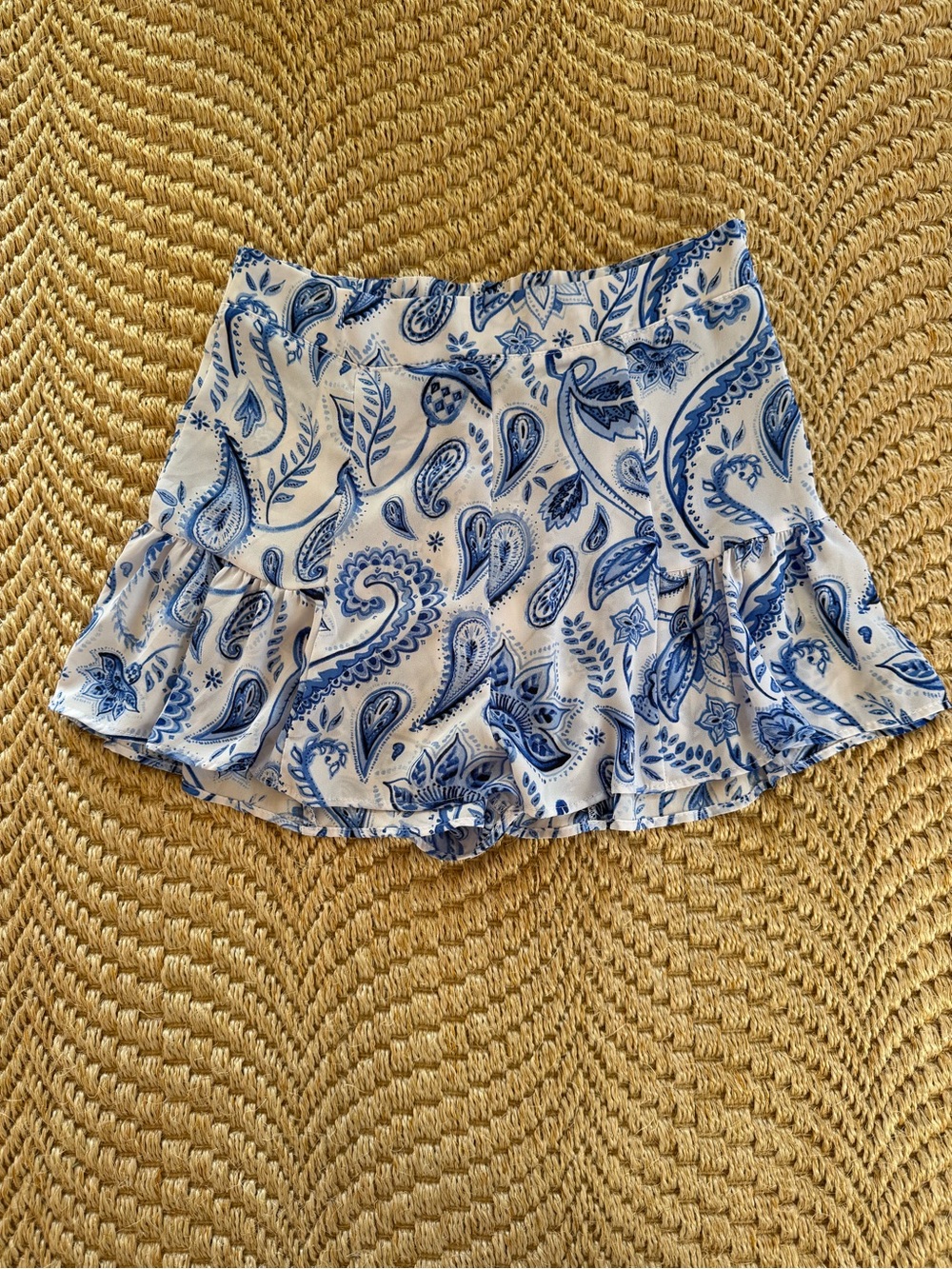 Show Me Your MuMu White and Blue Paisley Ruffle Skort